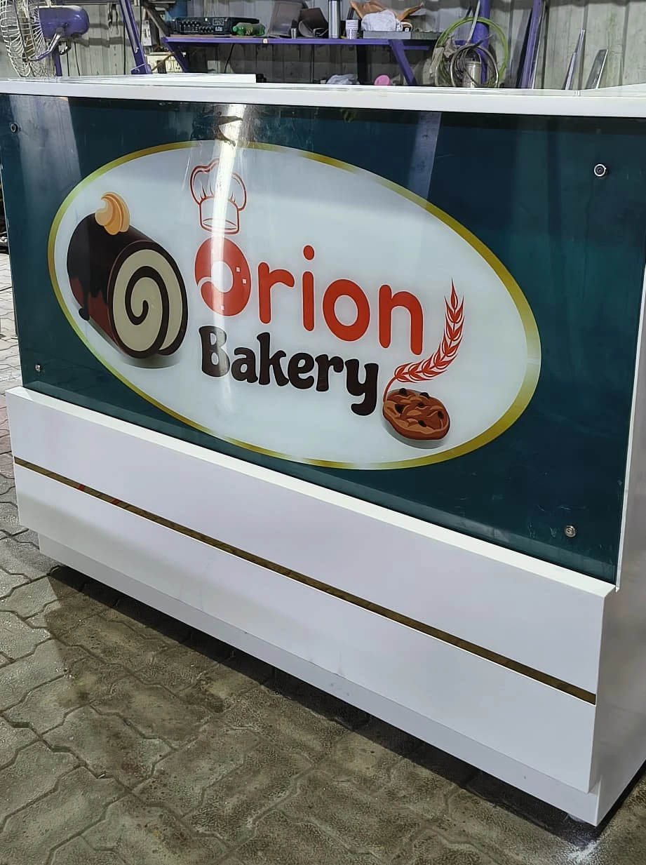 Restaurant cum Bakery